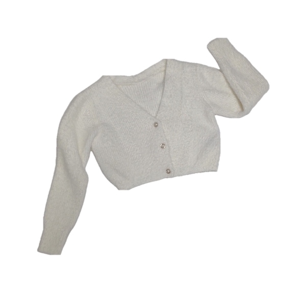 Woman's cream cropped cardigan sweater, Pearl buttons, size 6, NWOT - Picture 3 of 8